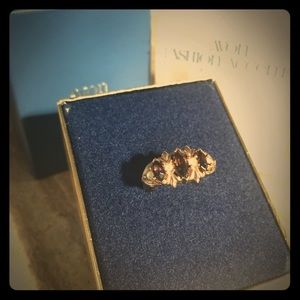 Avon Vintage 1973 Amber and Rhinestone Gold Ring